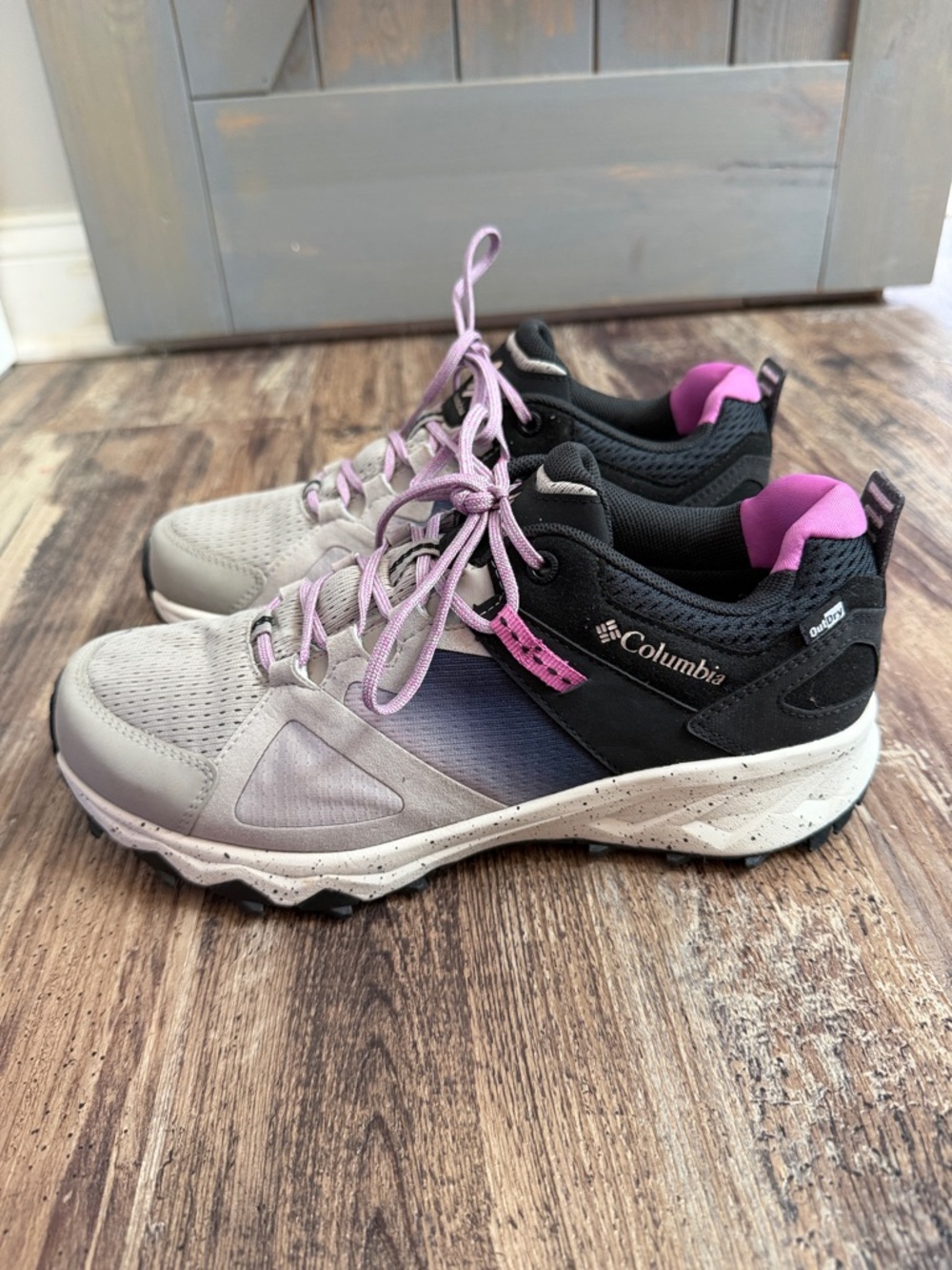 Women's Columbia Peakfreak Hera OutDry Shoe Size 9.5 - Picture 3 of 7